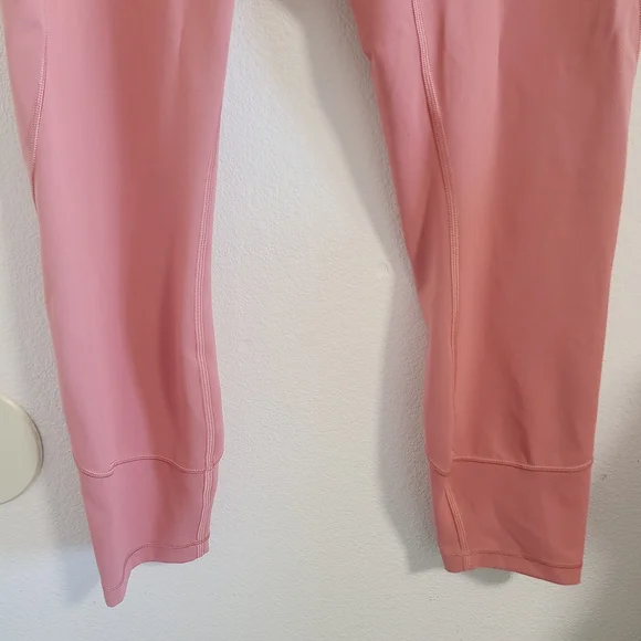 Lululemon Pink In Movement 7/8 Tight *Everlux 25" - Picture 4 of 8